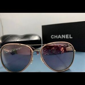 CHANEL Pink Aviator Sunglasses purple lens -MINT!!
